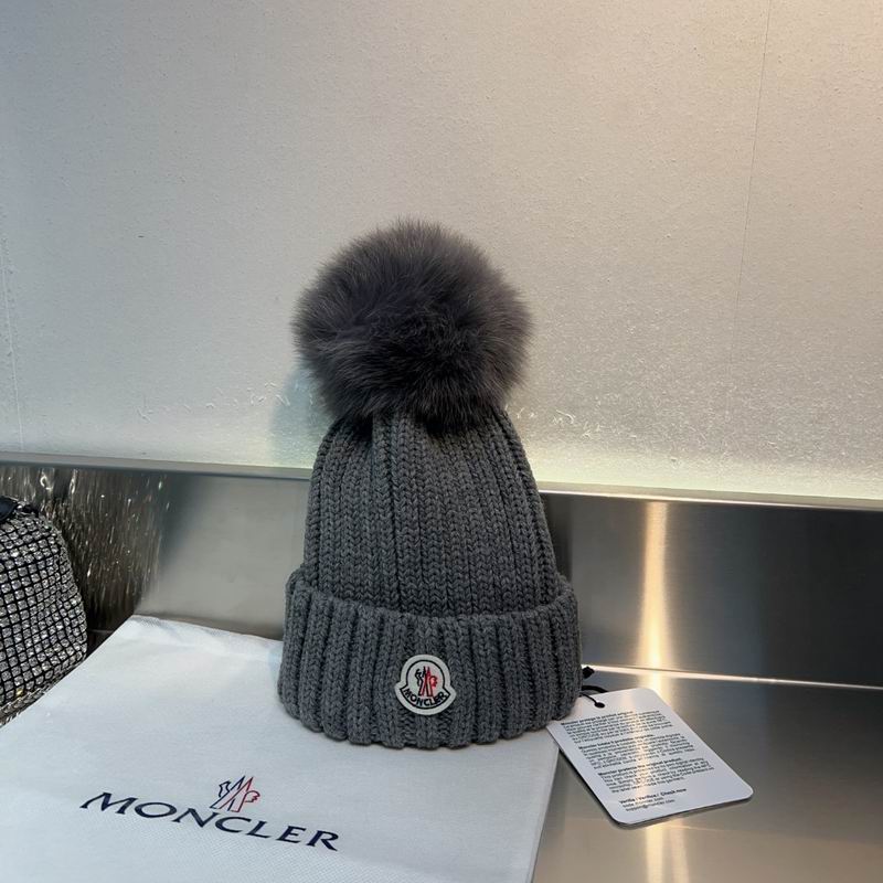 Moncler hat 25 (71)